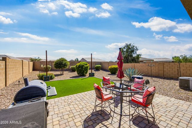 4913 E CHROMIUM Road, San Tan Valley, AZ 85143