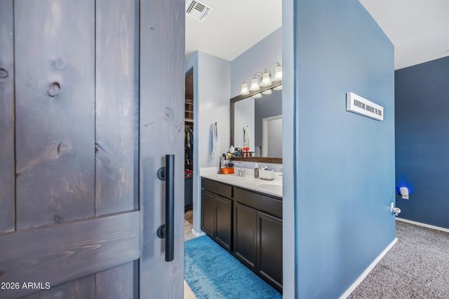 4913 E CHROMIUM Road, San Tan Valley, AZ 85143