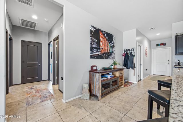 4913 E CHROMIUM Road, San Tan Valley, AZ 85143