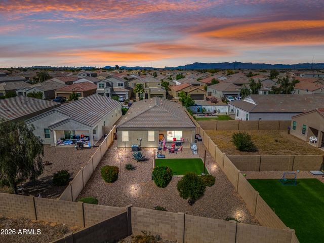 4913 E CHROMIUM Road, San Tan Valley, AZ 85143
