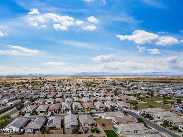 4913 E CHROMIUM Road, San Tan Valley, AZ 85143