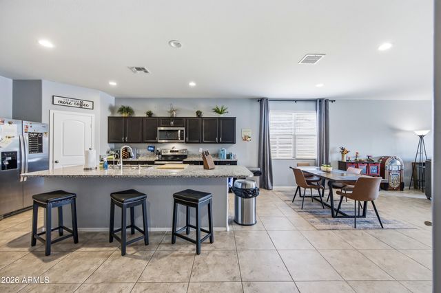 4913 E CHROMIUM Road, San Tan Valley, AZ 85143