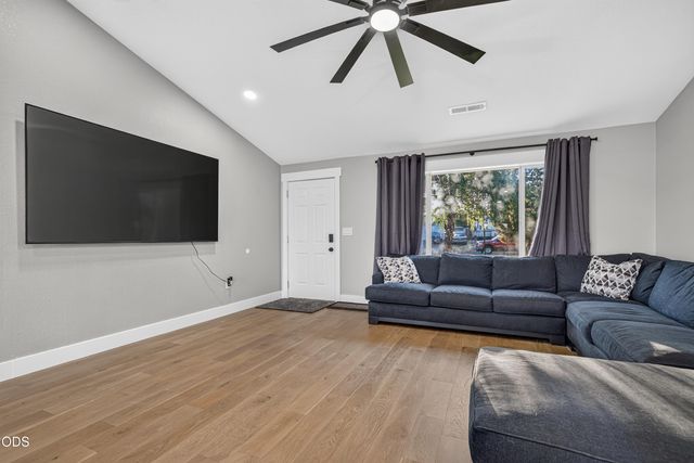 123 Eagle View Drive, Eagle Point, OR 97524