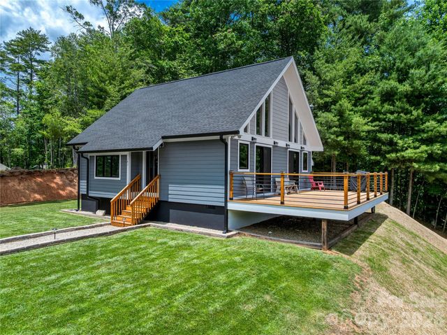 143 Fox Grape Hollow Road, Mars Hill, NC 28754