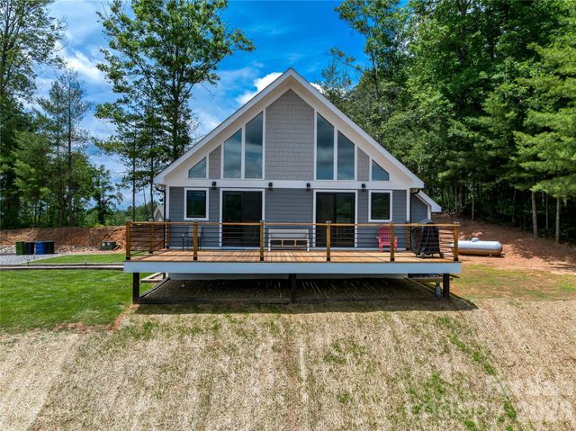 143 Fox Grape Hollow Road, Mars Hill, NC 28754