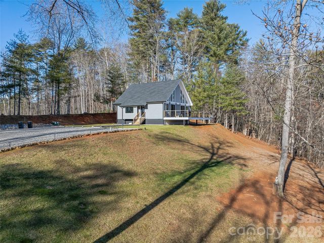 143 Fox Grape Hollow Road, Mars Hill, NC 28754