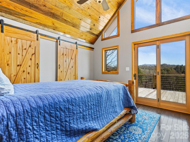 143 Fox Grape Hollow Road, Mars Hill, NC 28754