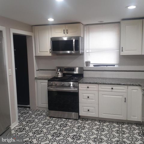 7124 PENNSYLVANIA, Upper Darby, PA 19082