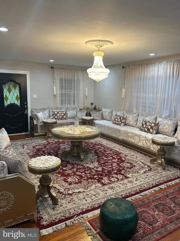 7124 PENNSYLVANIA, Upper Darby, PA 19082