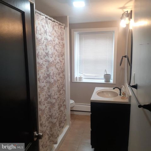 7124 PENNSYLVANIA, Upper Darby, PA 19082