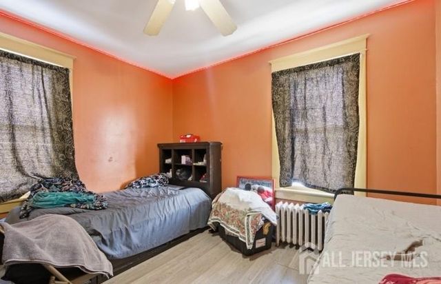 54 E Pennsylvania Avenue, Avenel, NJ 07001