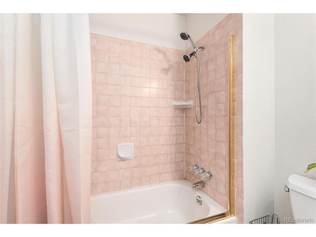 6962 Kendall St, Arvada, CO 80003
