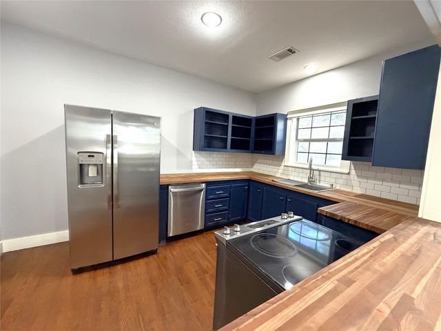 410 N Elm Street, Trinity, TX 75862