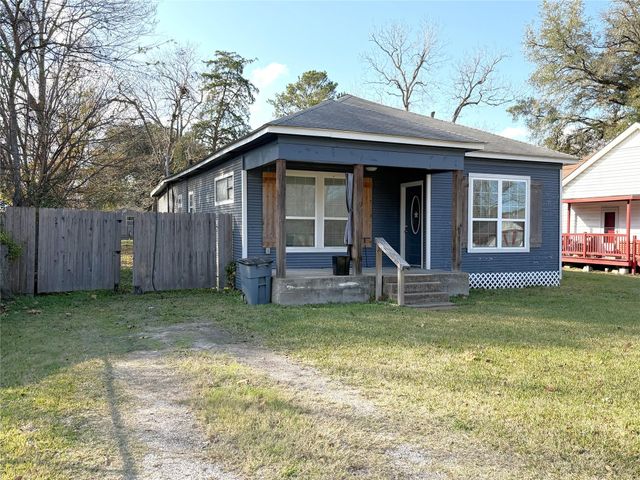 410 N Elm Street, Trinity, TX 75862