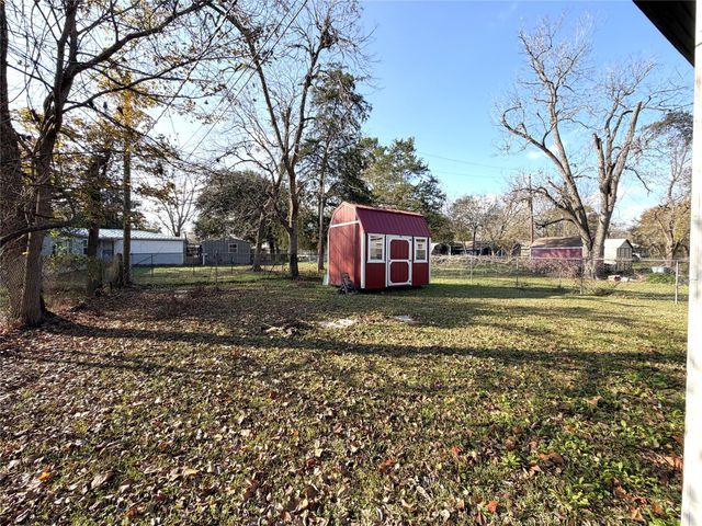 410 N Elm Street, Trinity, TX 75862