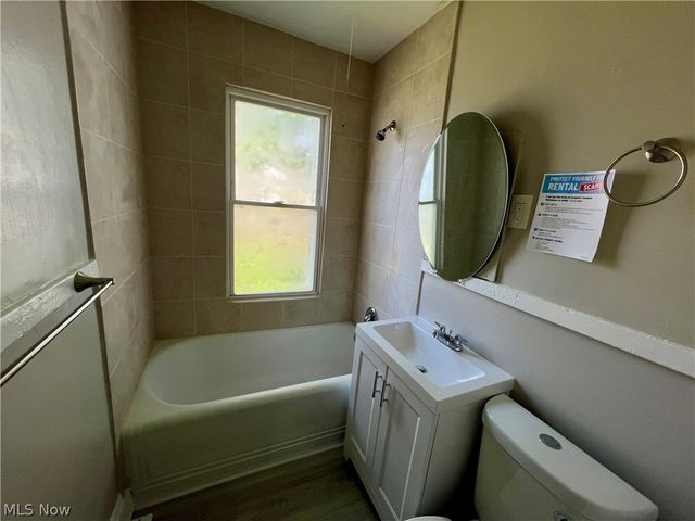 1334 W 89th Street, Cleveland, OH 44102