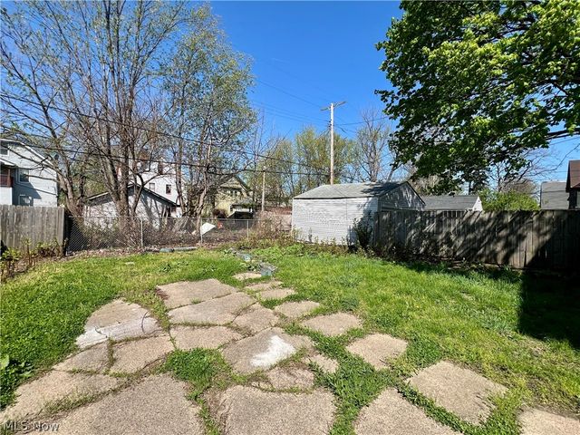 1334 W 89th Street, Cleveland, OH 44102
