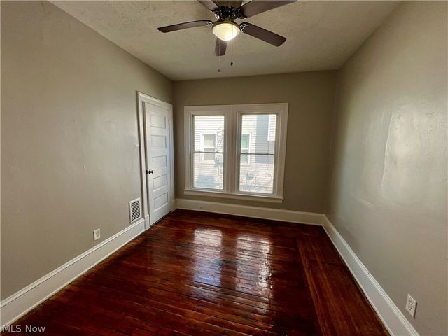 1334 W 89th Street, Cleveland, OH 44102