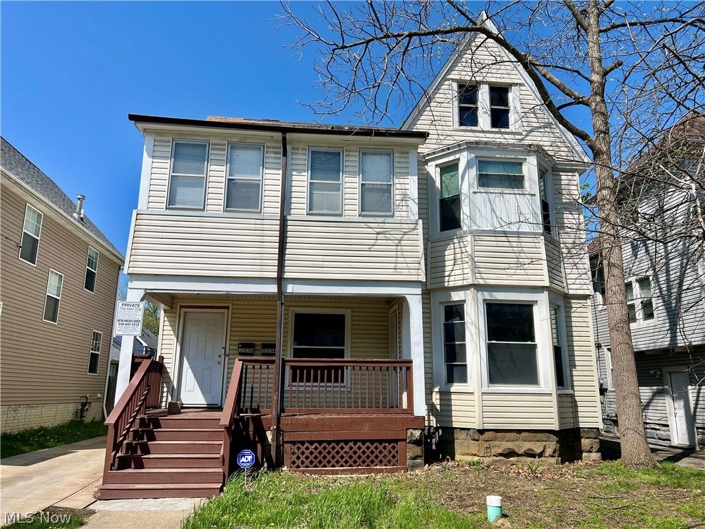 1334 W 89th Street, Cleveland, OH 44102