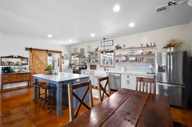 1036 Ten Box Road, Sunset, TX 76270