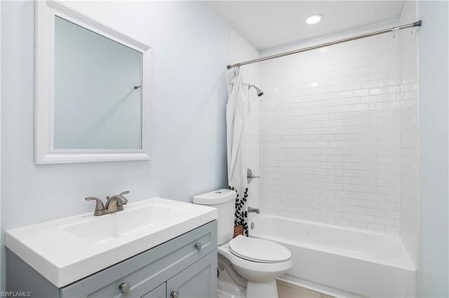 2826 West RD, Fort Myers, FL 33905