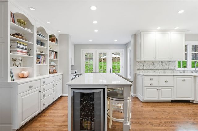 661 Canterbury Lane, Sewickley, PA 15143