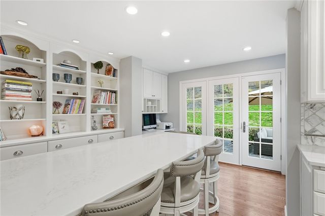 661 Canterbury Lane, Sewickley, PA 15143
