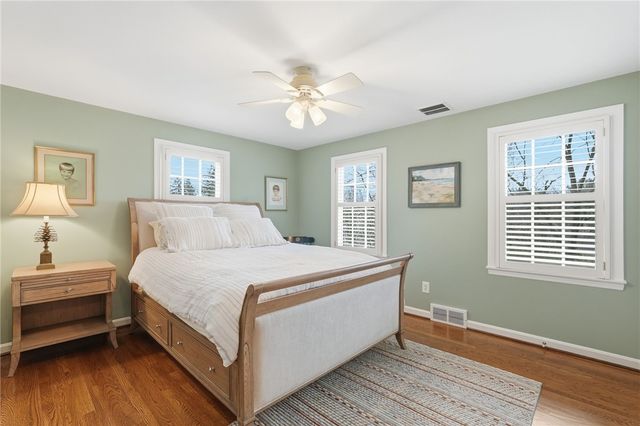 661 Canterbury Lane, Sewickley, PA 15143
