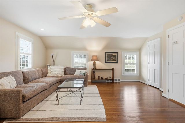 661 Canterbury Lane, Sewickley, PA 15143