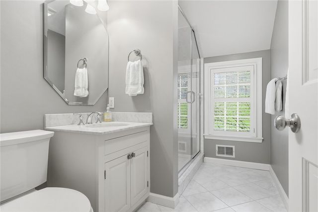 661 Canterbury Lane, Sewickley, PA 15143