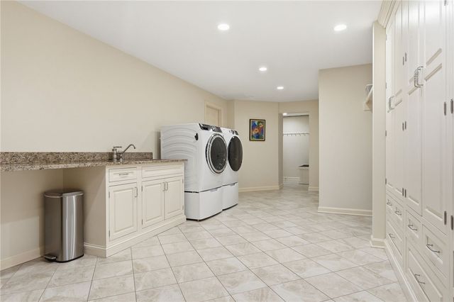 661 Canterbury Lane, Sewickley, PA 15143