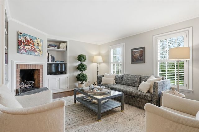 661 Canterbury Lane, Sewickley, PA 15143