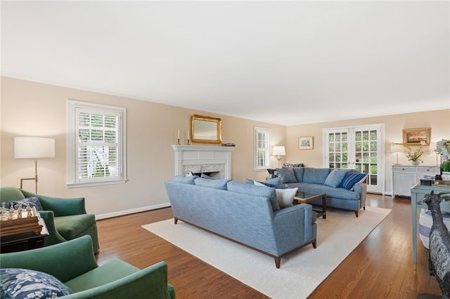 661 Canterbury Lane, Sewickley, PA 15143
