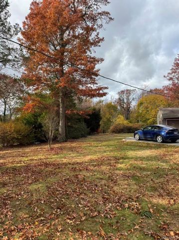 4 Norgate Road, Glen Head, NY 11545