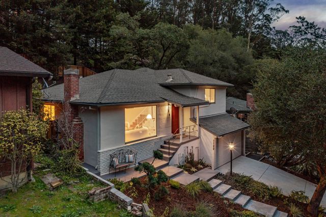 1100 Glencourt Dr, Oakland, CA 94611