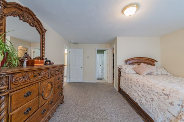 19 Great Wind Dr, Plymouth, MA 02360