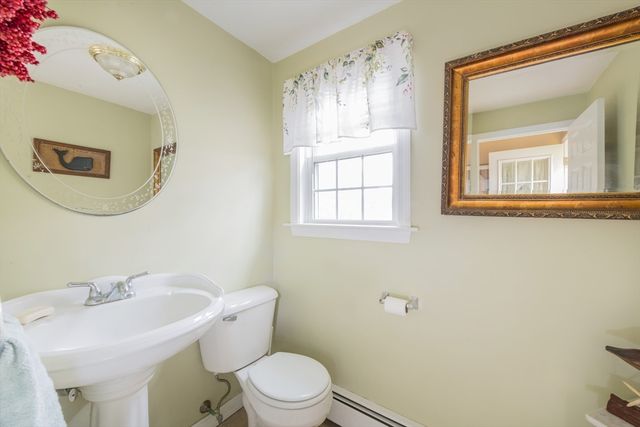 19 Great Wind Dr, Plymouth, MA 02360