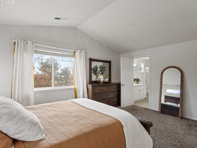 19200 Se 33RD Cir, Camas, WA 98607