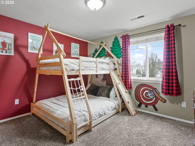 19200 Se 33RD Cir, Camas, WA 98607