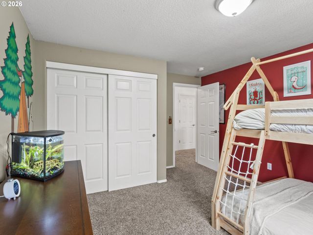 19200 Se 33RD Cir, Camas, WA 98607