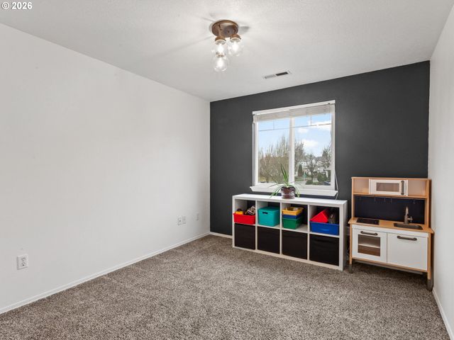 19200 Se 33RD Cir, Camas, WA 98607