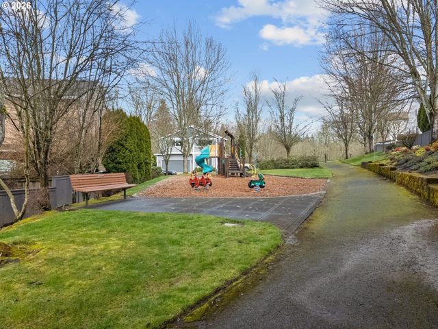 19200 Se 33RD Cir, Camas, WA 98607