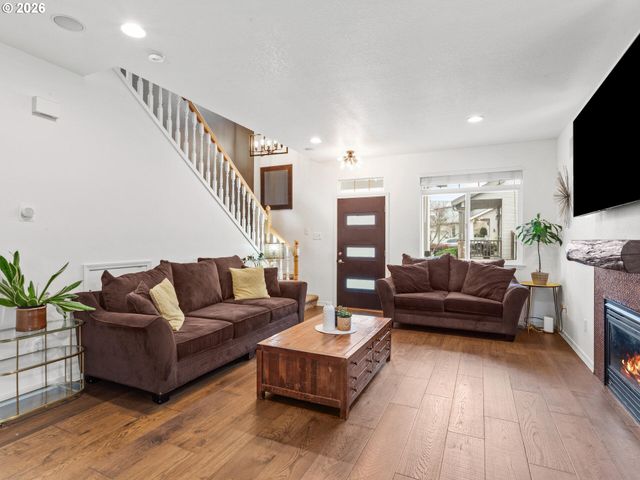 19200 Se 33RD Cir, Camas, WA 98607