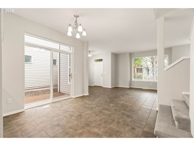 1062 Se TAMANGO St, Hillsboro, OR 97123