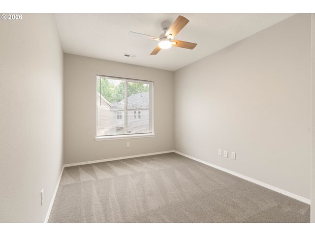 1062 Se TAMANGO St, Hillsboro, OR 97123