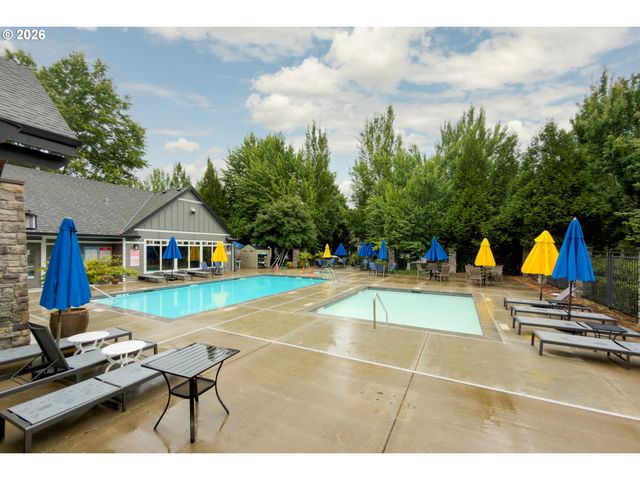 1062 Se TAMANGO St, Hillsboro, OR 97123
