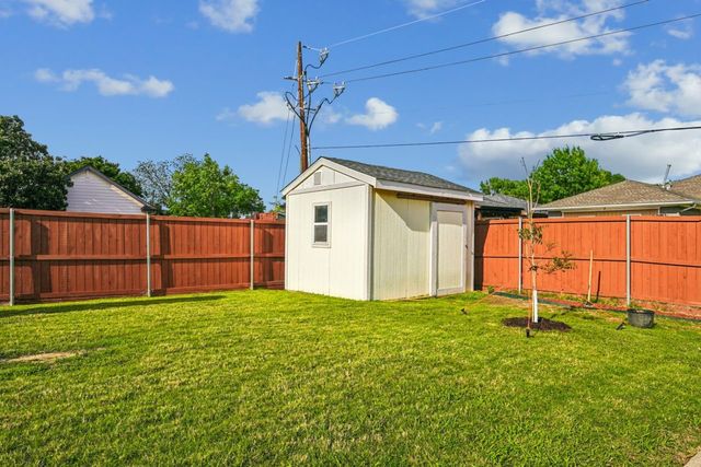 3818 Cemetery Hill Road, Carrollton, TX 75007