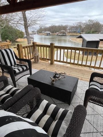 140 Lcr 743d, Thornton, TX 76687