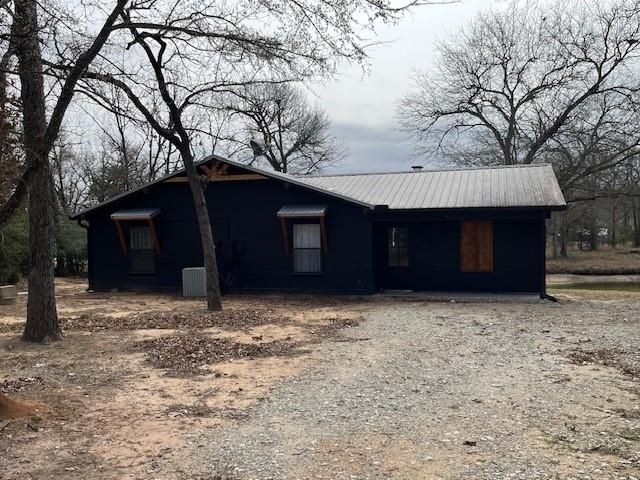 140 Lcr 743d, Thornton, TX 76687