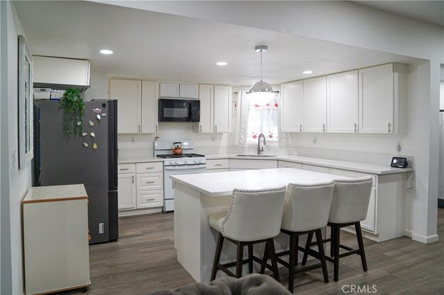 777 S Temescal 120, Corona, CA 92879